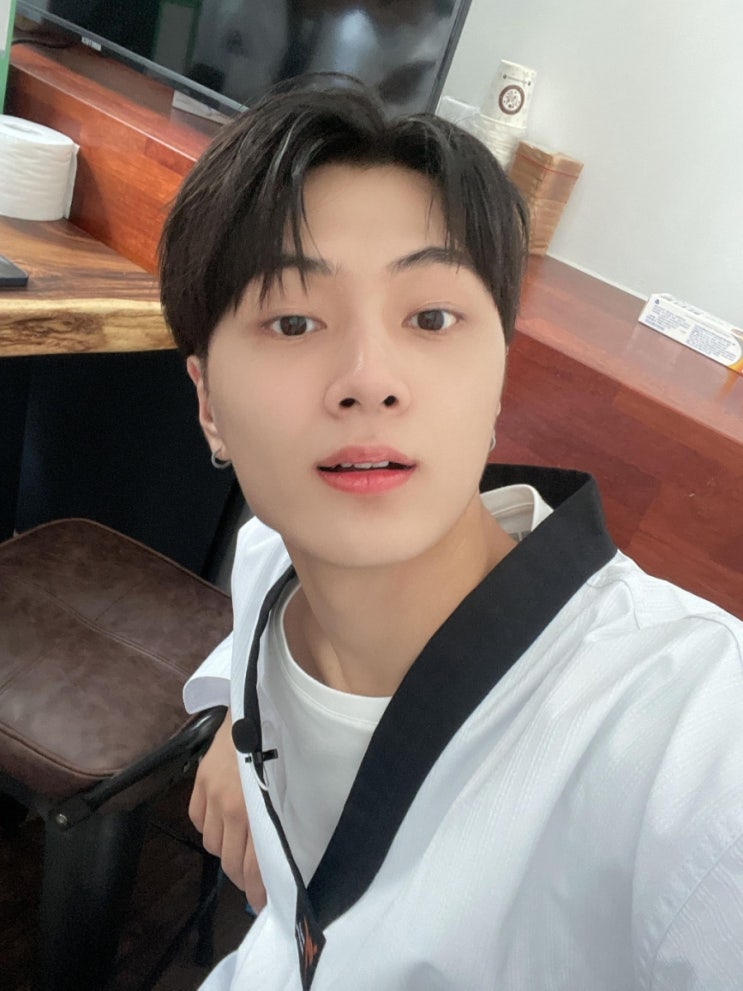  엔하이픈 220206