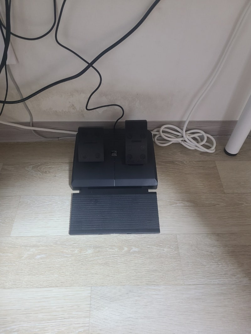 유로트럭시뮬레이터2 / 입문용 게이밍휠 추천! 조이트론 파워레이서 레이싱휠 270DX : 네이버 블로그