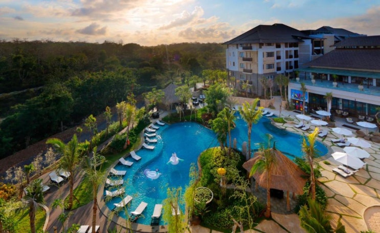  로얄튤립 짐바란 - Royal Tulip Springhill Resort Jimbaran