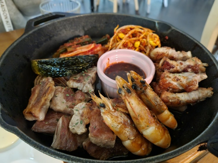  [신사] 깔끔한 고기 한 상 신사동가자