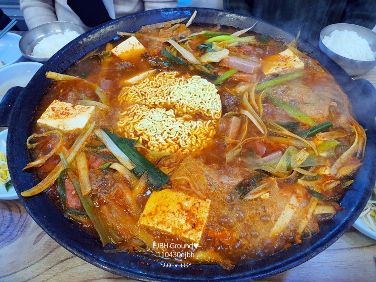  의정부명물부대찌개 본점 :부대찌개 맛 비교 후기