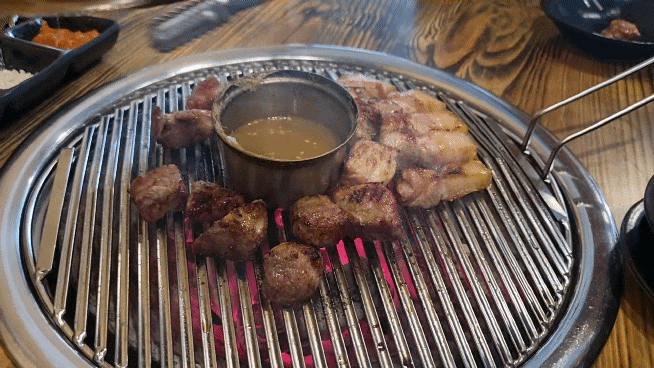  마곡 고기집 데이트 맛집 탐라팩토리에서 제주도 느낌으로 고기 구워먹기