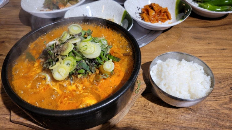  진해 사람들은 다들 알고 있다는 진해 맛집 부자갈비탕  갈비육개장