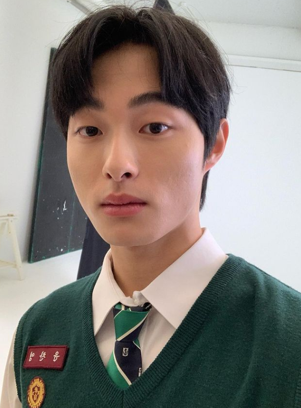 윤찬영 나이 키 배경화면 지금우리학교는 이청산