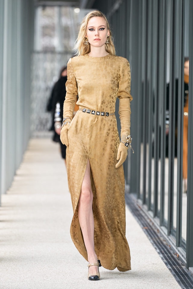  2022 F/W 명품 컬렉션 패션쇼 [2022/23 PRE-FALL] : 버버리, 끌로에, 샤넬, 에트로, 스텔라맥카트니