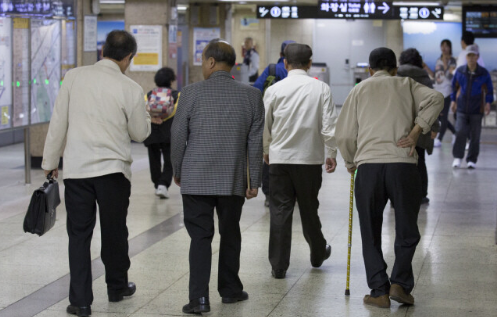 대도시 노인의 스펙, 지하철 무임승차 대도시 노인의 스펙, 지하철 무임승차