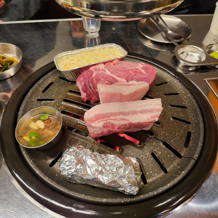 아직은 잘 알려지지 않은 구의동 고깃집 [ 꿉찌 ]