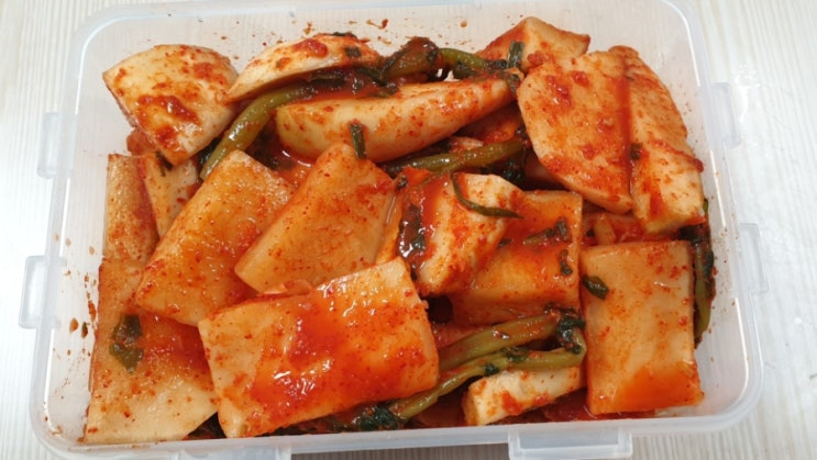 이웃에 사는 친구가 만들어준 반찬 이웃에 사는 친구가 만들어준 반찬