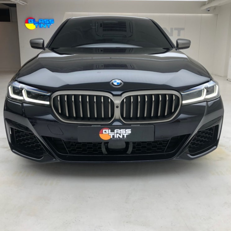 BMW M550i 글라스틴트 슈어 X 틴팅 시공
