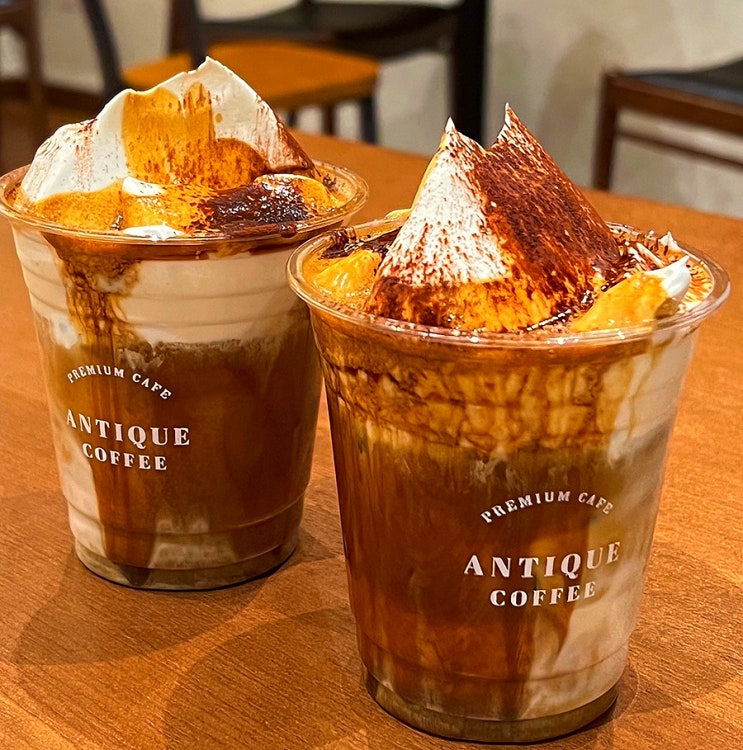  영등포구청역 카페 추천, 크림 커피가 진짜진짜 맛있는 “앤티크커피"