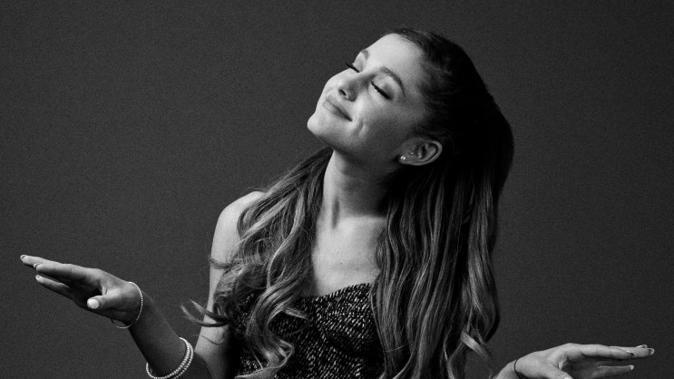  Ariana Grande 아리아나 그란데