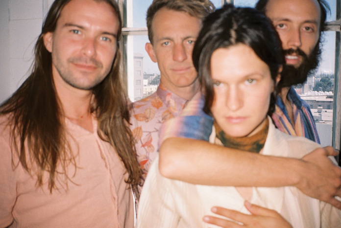 Big Thief, 새로운 음악 'Simulation Swarm'