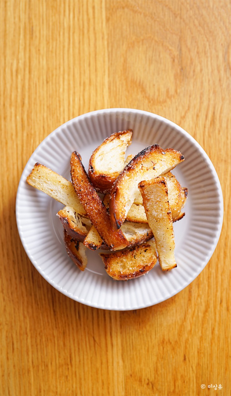 식빵 꽁다리 러스크 버터 구이 만들기