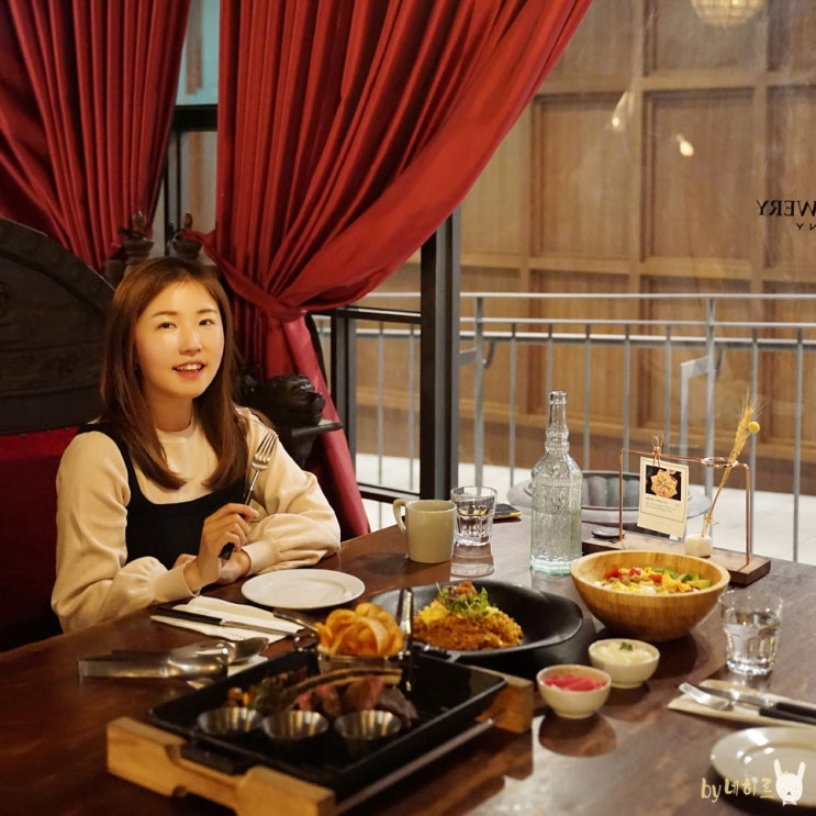  몬드리안호텔 식당 아톤브루어리 이태원 브런치