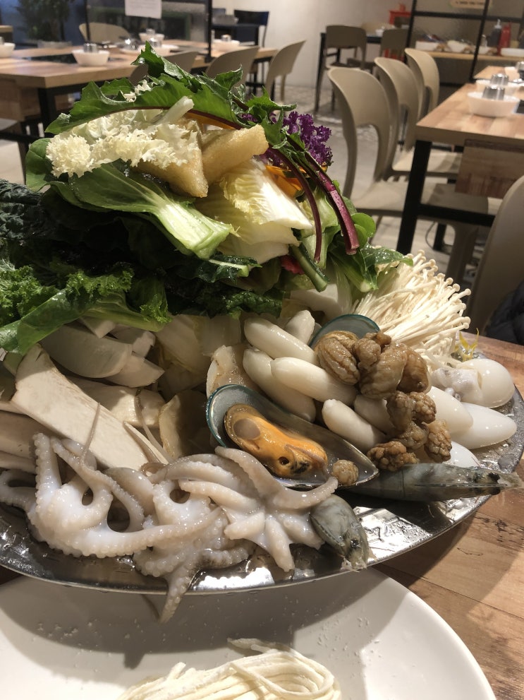  [강릉 맛집] 강릉 현지인맛집 / 샤브칼국수 "봉창이해물샤브칼국수"