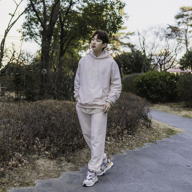  러블리 봄 코디 커플 아이템 추천, 아코스튜디오스페이스 곰돌이옷