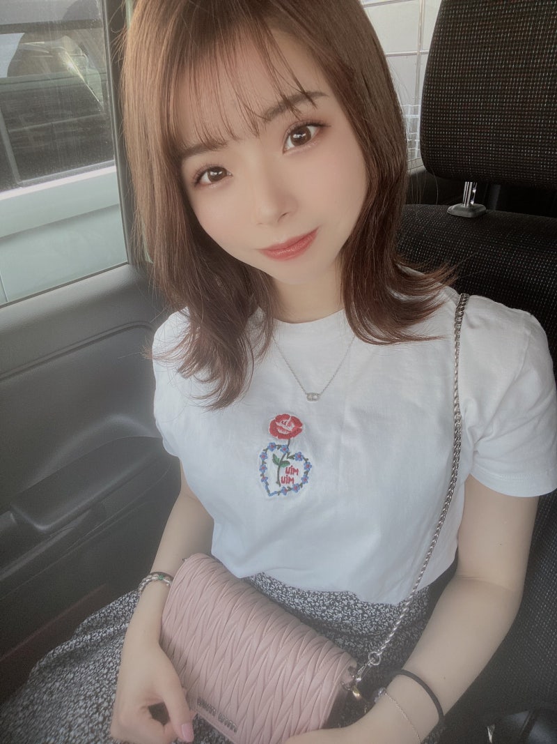 일본 배우 프로필] 오카 에리나 (Erina Oka, 丘えりな), 미타니 아카네(Akane Mitani, 美谷あかね), 아오이  히로카(Hiroka Aoi, 葵ひろか) : 네이버 블로그