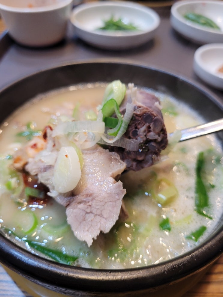  [경북 경산] 국밥 "100번 24시 순대,돼지국밥"