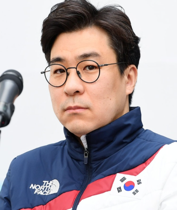 <b>쇼트트랙</b> <b>김선태</b> <b>감독</b> 연봉 중국 귀화 국적
