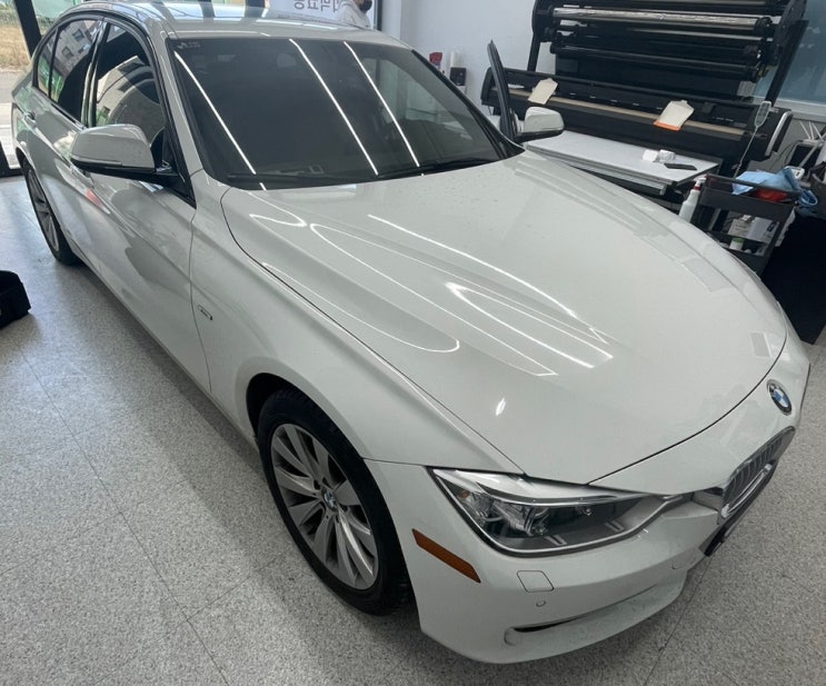 대전 CN7 아반떼 전면썬팅과 BMW F30(3시리즈) 블랙박스 장착