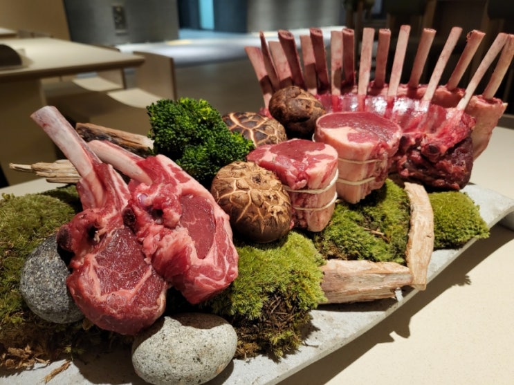  램브란트 강남N점 ; 서울 양갈비 맛집, 재방문 의사 100%인 양갈비 프리미엄 다이닝