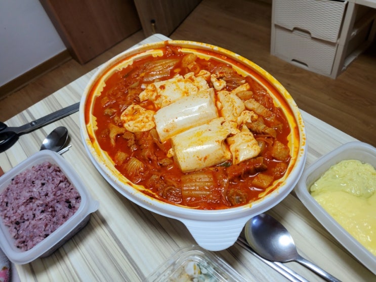  2022년 2월 둘째주 일상 기록 : 이게 일기냐 아니면 누가누가 더 많이먹나 먹방 대결하는거냐