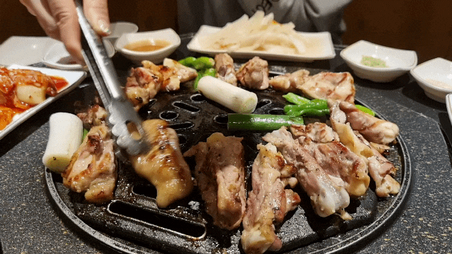  팔각도 목동 닭갈비 오목교역 맛집 본점의 품격은 역시 다르다