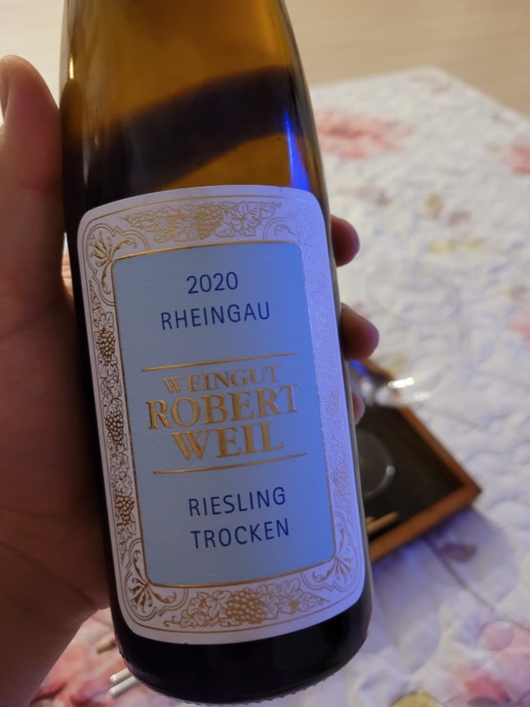 [리슬링]바인굿 로버트 바일 리슬링 트로켄 2020 (Weingut Robert Weil Riesling Troken)