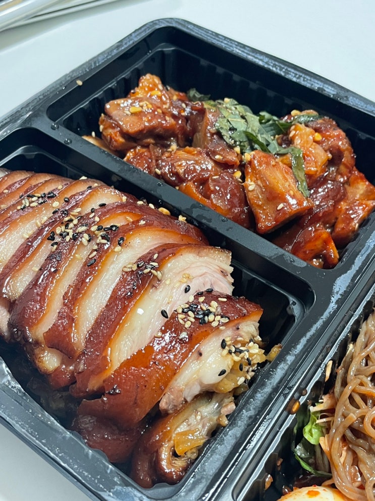 배달,우장산 청년족발 본점 믿고먹는 배민 주문량많은순 1위