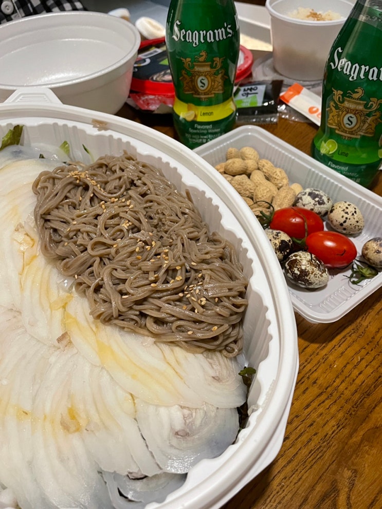  [부산여행] 마지막날(해운대) / 세정 / 밀양순대돼지국밥 / 어바웃라이프 / 이직을 응원해!