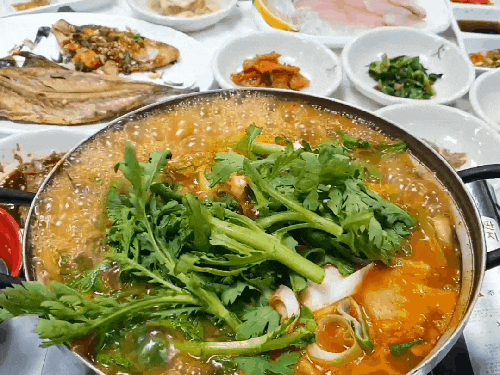현지인이 추천하는 인심좋고 손맛좋은 통영중앙시장맛집, 미정해물탕 현지인이 추천하는 인심좋고 손맛좋은 통영중앙시장맛집, 미정해물탕