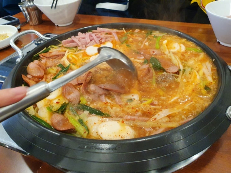  오부찌 양재점에서 점심으로 부대찌개 먹기