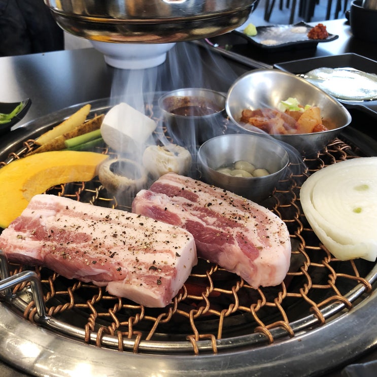  김포맛집 - 구래동삼겹살은 깔끔한 인생화로에서~