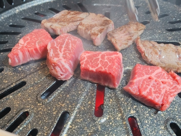  현대본가 - 삼각지역 국방부 근처 한우 소고기 맛집,수요미식회 추천 맛집.