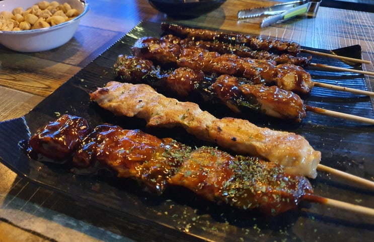  신대방삼거리역 맛집 'The 꼬치다', 술 마시기 좋은 닭꼬치 집