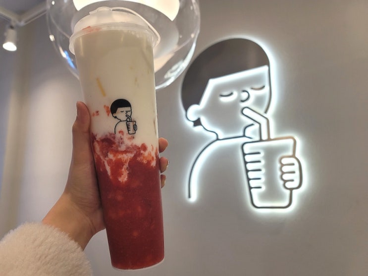  군포 산본역 카페 DESSERT39 메뉴추천 :: 디저트39 딸기라떼
