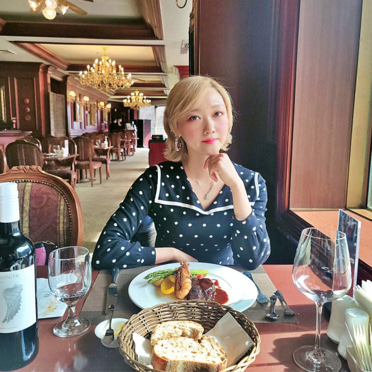  설악산 숙소 켄싱턴호텔 설악 여왕의만찬 애비로드