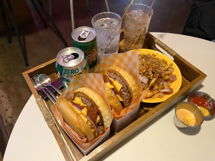  [연남동] [1989버거스탠드] 연남동 맛집 홍대 수제버거 ︎ 인생버거 찾았어요ㅎㅎ