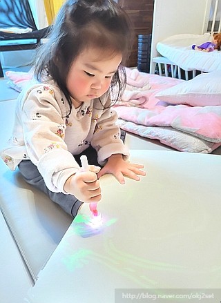 크리스마스 선물, 역시 받자마자 즐기기