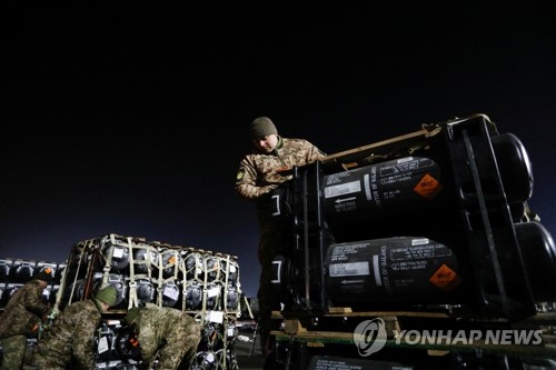 미국은 '48시간내 떠나라' 하는데 중국은 우크라 대피 권고 안해