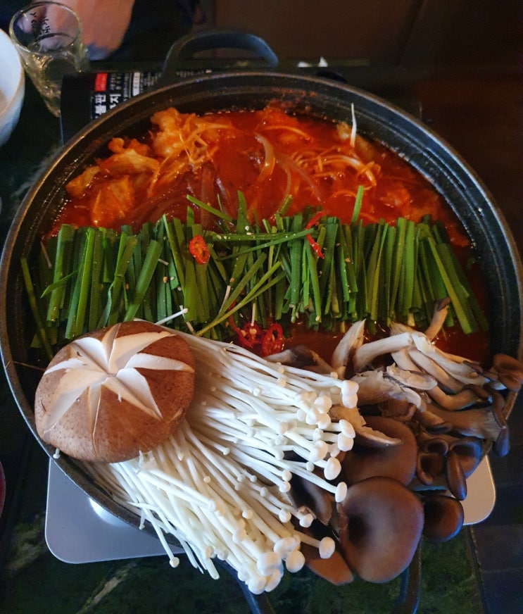  용산역 술집 용산마루에서 곱도리탕과 시그니처 메밀김밥