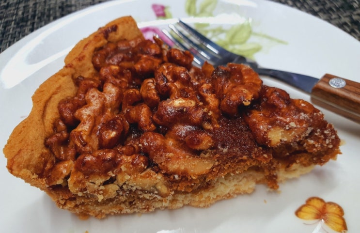  밀크앤허니 호두타르트랑 뭐랑 마시면 맛있을까?