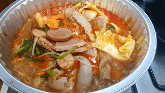  명일역 맛집 전골의 정석 곱창전골 밀키트라 편해