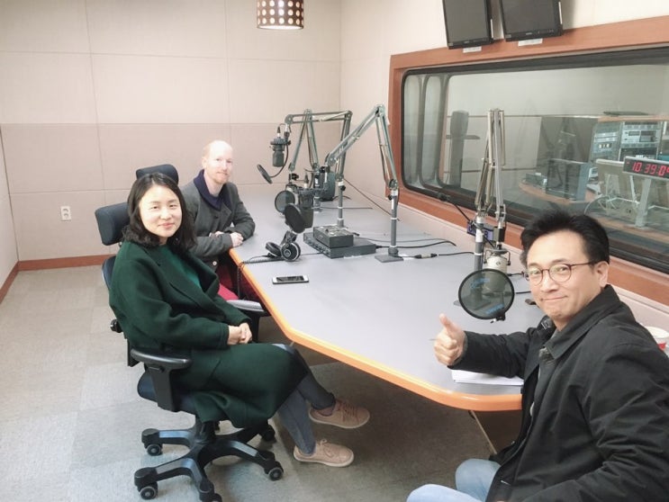  교통방송에서 1년 동안 영어 코너 맡아서 방송한 썰