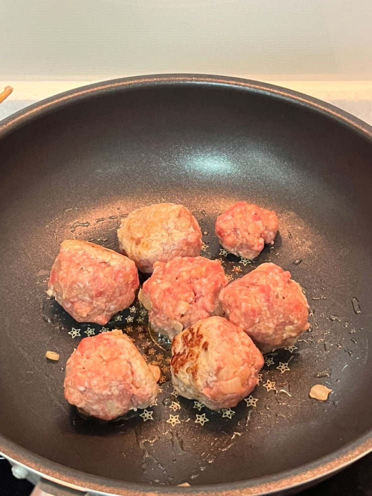  미트볼 만들기(이방법이 젤쉽고 맛나요)