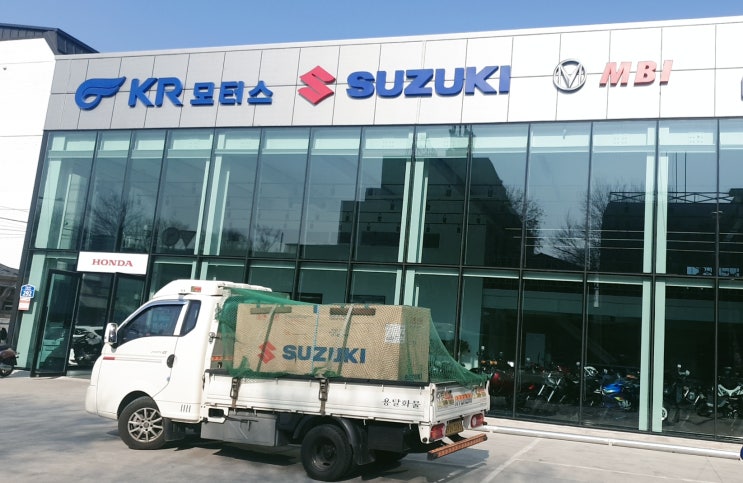  스즈키 SUZUKI 2022년식 V-STROM 650XT 입고및 출고