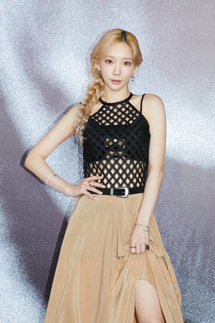 소녀시대 멤버 태연, '아이앤비유(INVU)' 발표...자신감 넘치고 단단해진 모습 소녀시대 멤버 태연, '아이앤비유(INVU)' 발표...자신감 넘치고 단단해진 모습