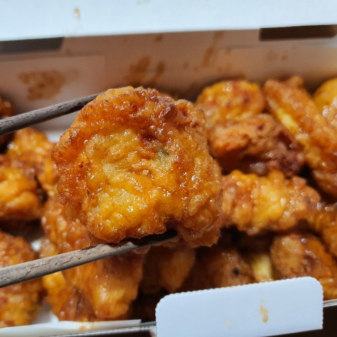  교촌치킨 허니콤보, 바삭바삭 아현점 맛있어!
