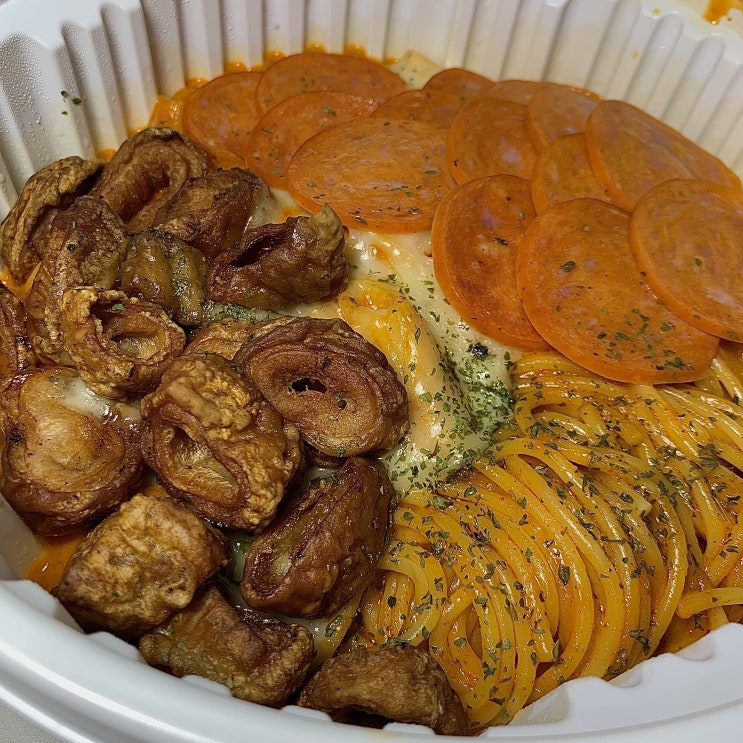  중독성 있는 거제 파스타 맛집 돼지게티
