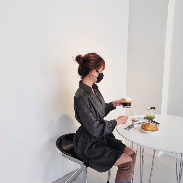  여수 신상 카페 오메코 찐 인스타 감성 디자인 스튜디오